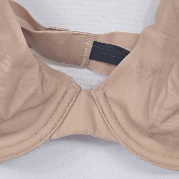 Skims underwire bra Nwt - Picture 3 of 9